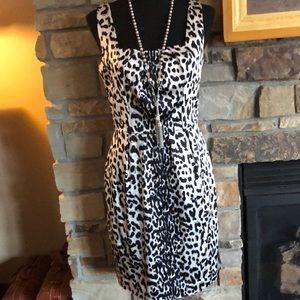 WHITE HOUSE BLACK MARKET Gorgeous black/white dress 💐💥 4
